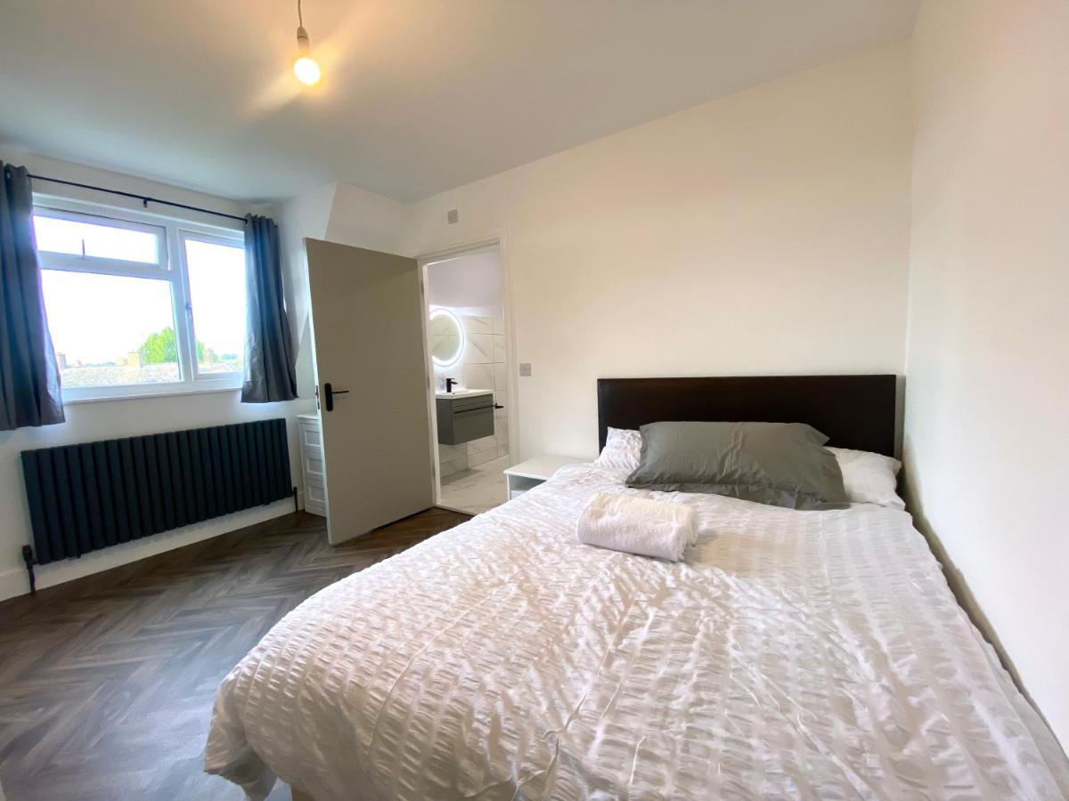 Flat 5 The Old Clinic Apartment Welling Екстериор снимка